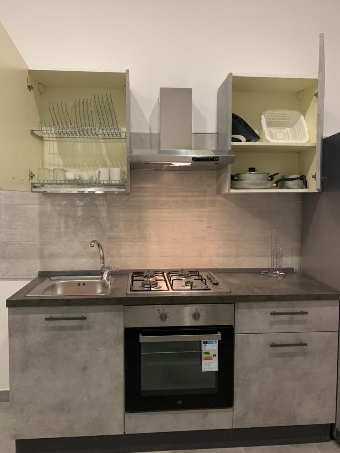 Miris Apartment Fast Comfortable Naples Airport Capodichino 25 Minutes Walk Self Check-In Extérieur photo