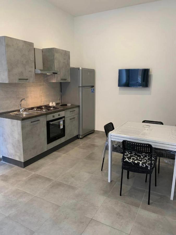 Miris Apartment Fast Comfortable Naples Airport Capodichino 25 Minutes Walk Self Check-In Extérieur photo